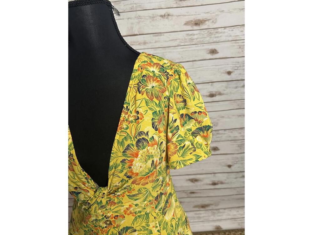 Urban Outfitter Bettie twist front floral linen-blend mini dress Size Medium - Picture 5 of 8
